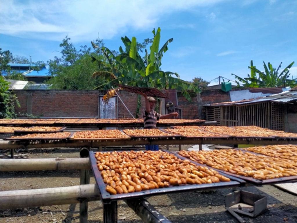 Pisang JOSSS-E: Manisnya Cilacap yang Bikin Kembali ke Sini